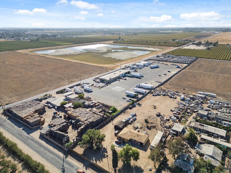 More Photos Of 2428 West Ave, Fresno Industrial For Sale