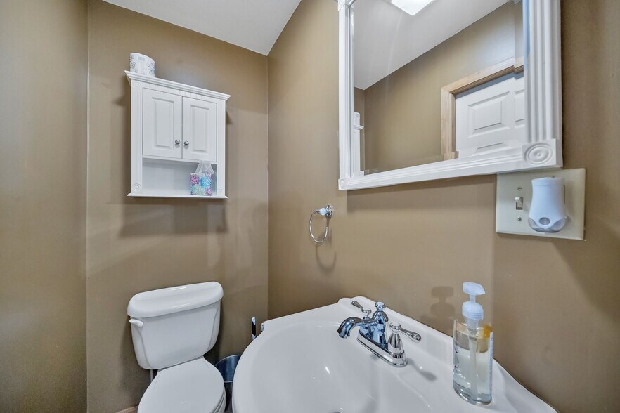 More Photos Of 5340 US-321, Butler Specialty For Sale