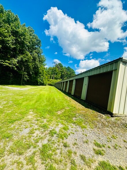 More Photos Of 13520 Us Highway 231, Union Grove Self Storage For Sale