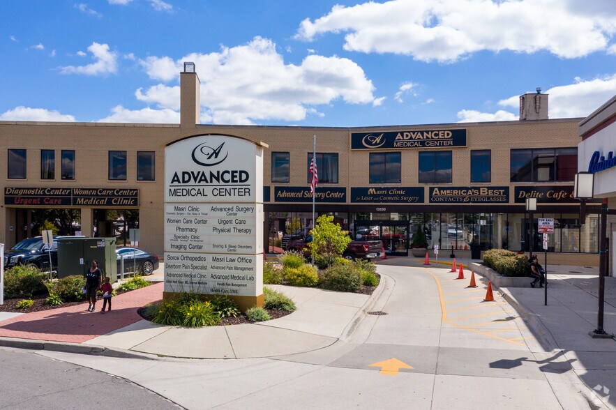 More Photos Of 13530 Michigan Ave, Dearborn Medical For Lease