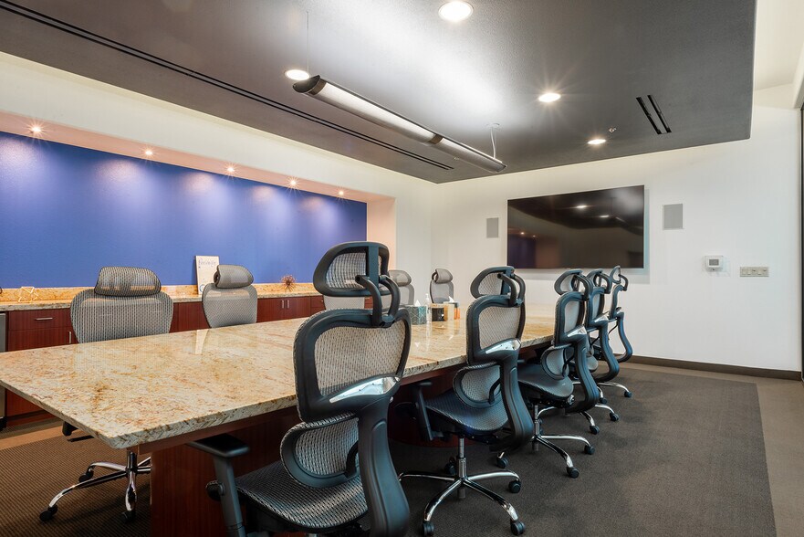 More Photos Of 2500 Anthem Village Dr, Henderson Office For Sale