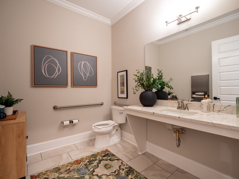 More Photos Of 3957 S Main St, Acworth Office For Sale