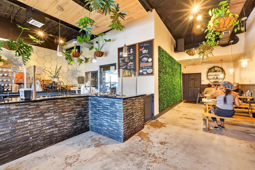 More Photos Of 3319 13th St, Saint Cloud Warehouse For Sale
