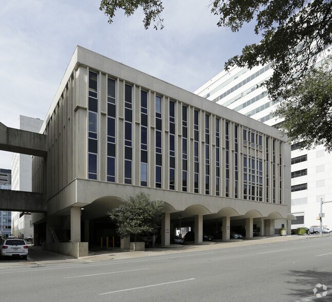 More Photos Of 814 San Jacinto Blvd, Austin Office For Lease