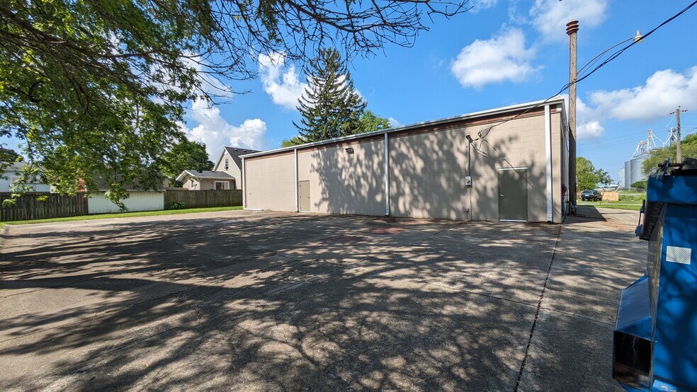 More Photos Of 400 Madison st, Towanda Flex For Sale