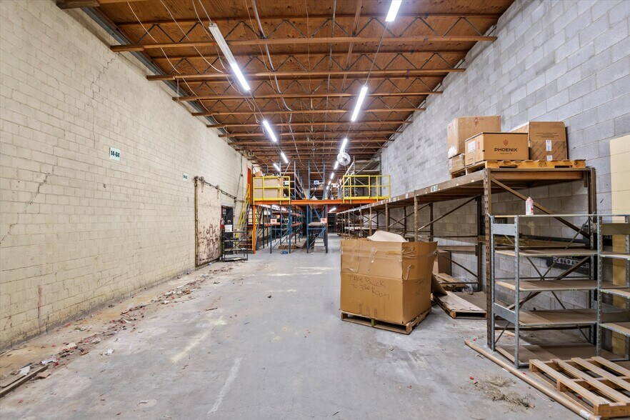 More Photos Of , Cleburne Flex For Sale