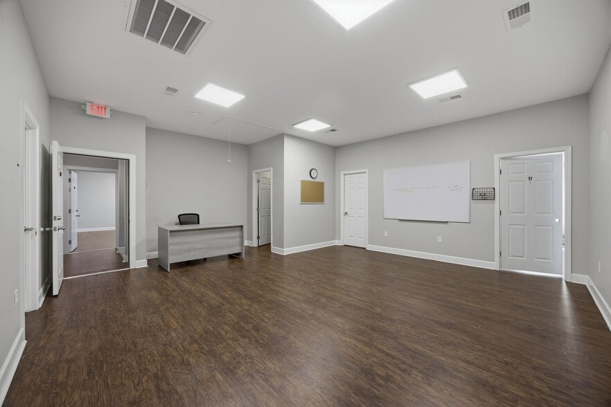 More Photos Of 7385 Applegate Ln, Chattanooga Medical For Lease