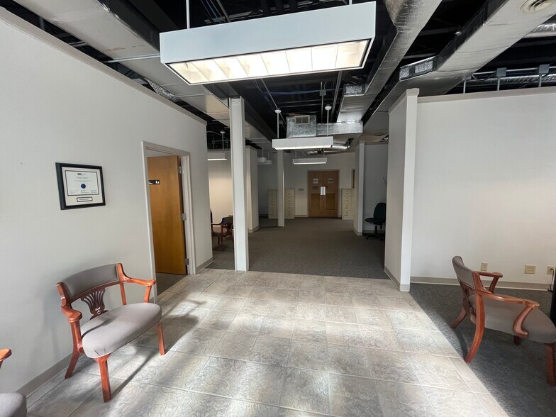 More Photos Of 2222 8th St, Bedford Office Residential For Sale