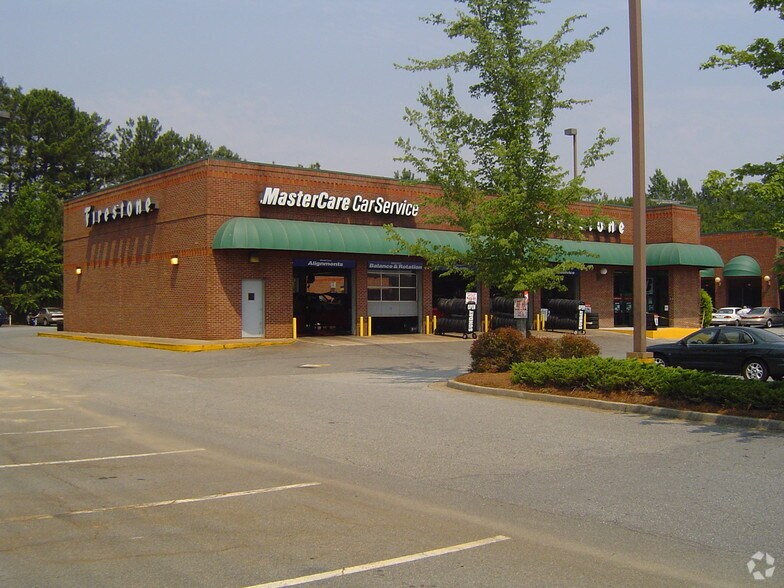 More Photos Of 9425 Highway 92, Woodstock Restaurant For Lease