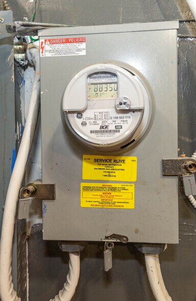 More Photos Of 3600 S Hanover St, Baltimore Storefront For Sale