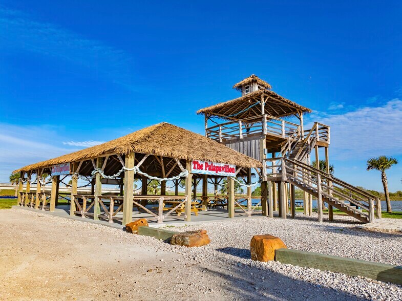 More Photos Of 3902 Highway 146 N, Texas City Marina For Sale