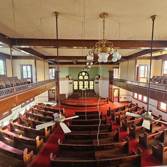 More Photos Of 615 6th St, Sour Lake Religious Facility For Sale