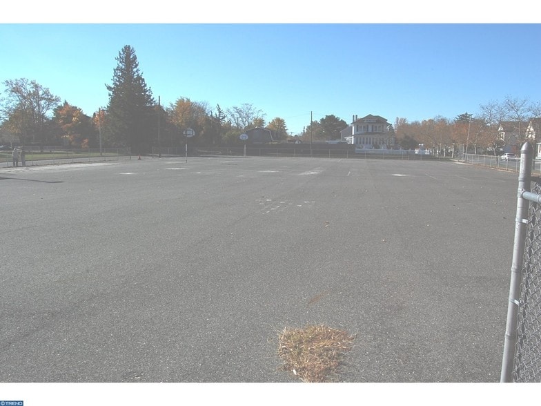 More Photos Of 526 Chicago Ave, Egg Harbor City Schools For Sale