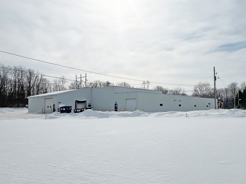 More Photos Of 2455 Avonia Rd, Fairview Industrial For Lease