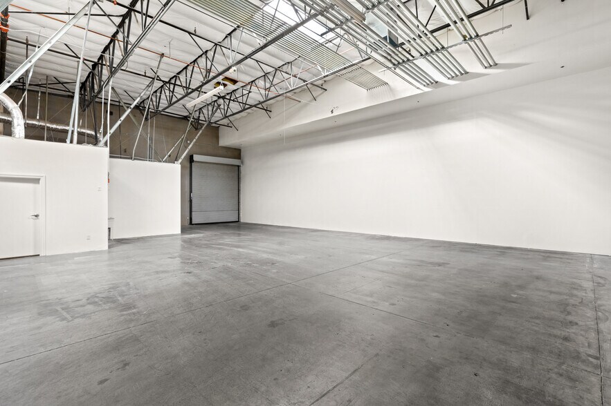 More Photos Of 4570 W Post Rd, Las Vegas Unknown For Lease