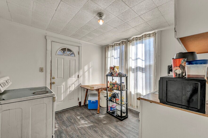 More Photos Of 2127 W 100th St, Cleveland Multifamily For Sale