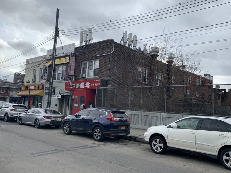 More Photos Of 4030 149th Pl, Flushing Storefront Retail Residential For Sale