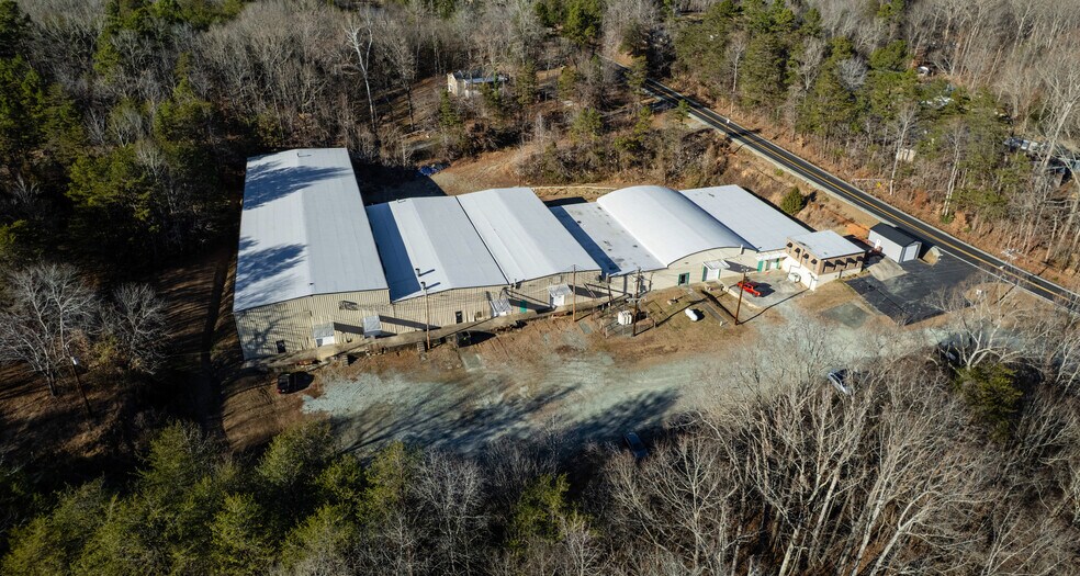 More Photos Of 1941 Haw River Hopedale Rd, Burlington Warehouse For Sale