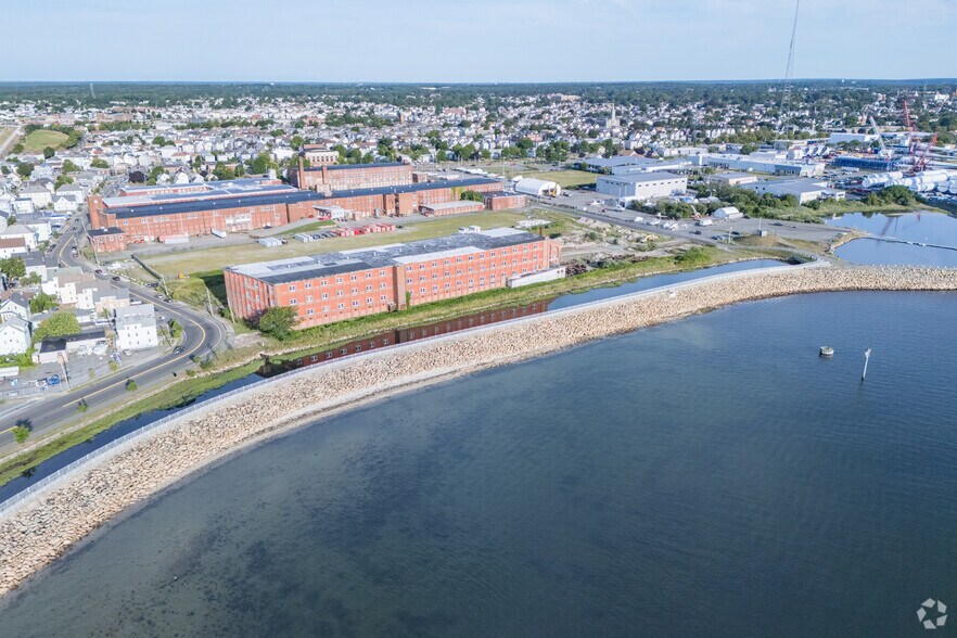 More Photos Of 11 Cove St, New Bedford Manufacturing For Sale