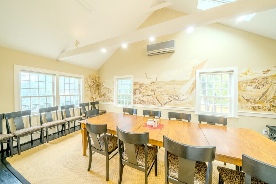 More Photos Of 73 Elm St, Camden Office For Sale