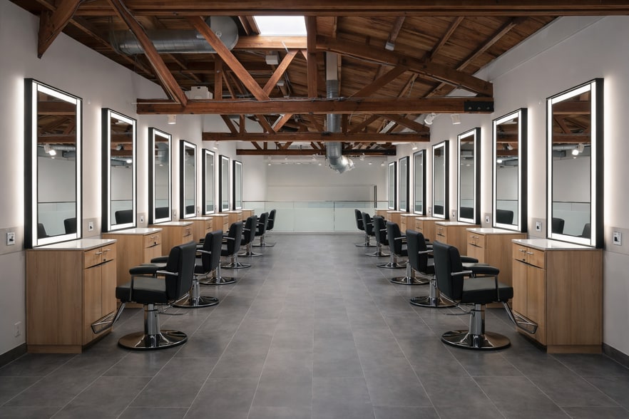 More Photos Of 457 La Brea ave, Los Angeles General Retail For Sale