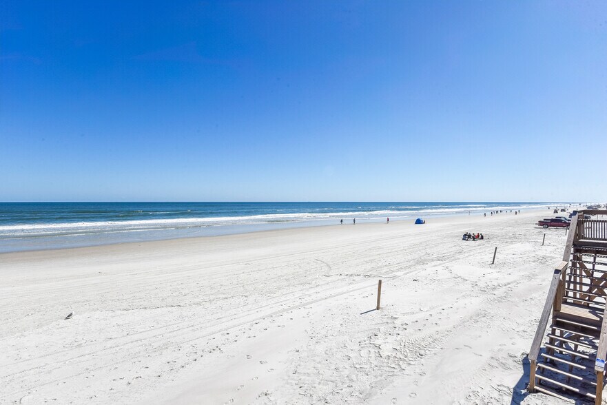 More Photos Of 3201 Hill St, New Smyrna Beach Hotel For Sale