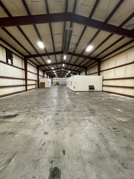 More Photos Of 4241 US Highway 70 E, Smithfield Warehouse For Lease
