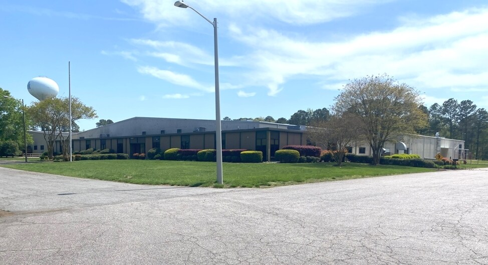 Primary Photo Of 1305 Progress Rd, Suffolk Warehouse For Lease