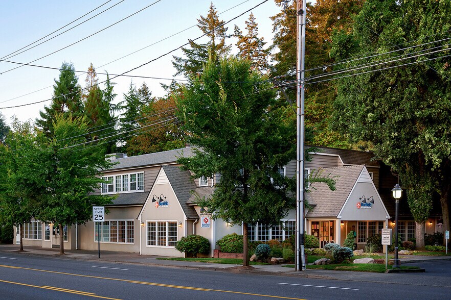 More Photos Of 101 S State St, Lake Oswego Unknown For Lease