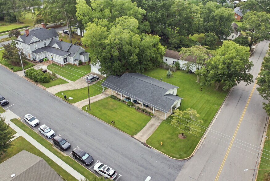 More Photos Of 17-19 W Second St, Wendell Specialty For Sale
