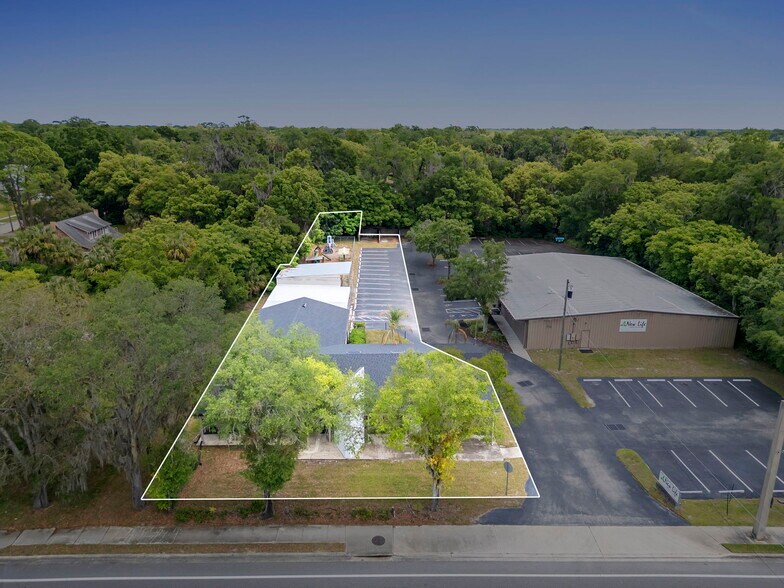 More Photos Of 346 N Volusia Ave, Orange City Daycare Center For Lease