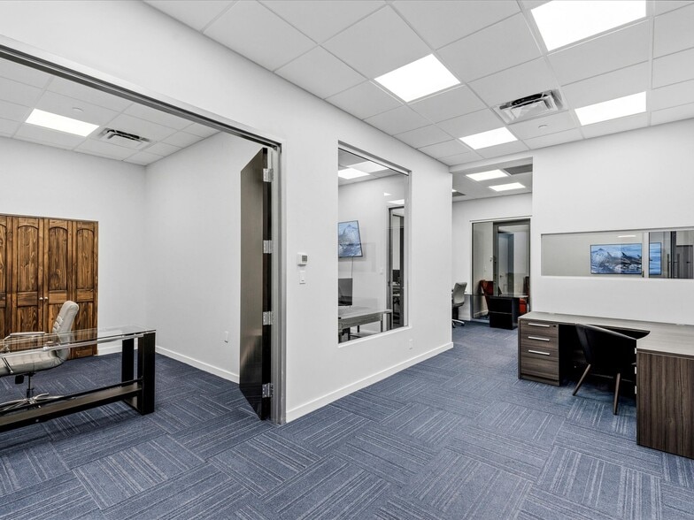 More Photos Of 15481 SW 12th St, Sunrise Flex For Sale