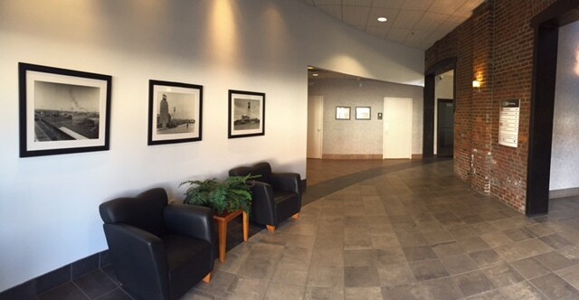 More Photos Of 350 Missouri Ave, Clarksville Office For Lease