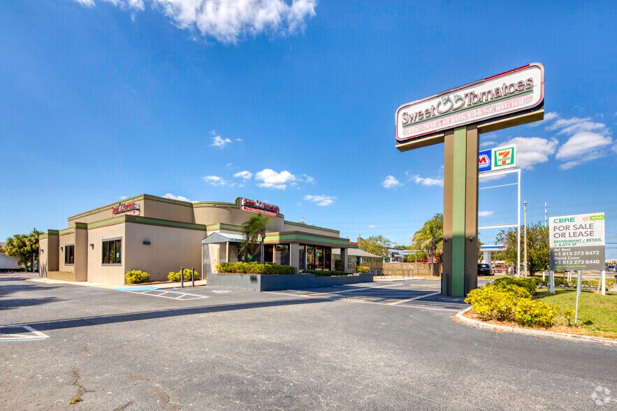 More Photos Of 1902 N Dale Mabry Hwy, Tampa Restaurant For Lease