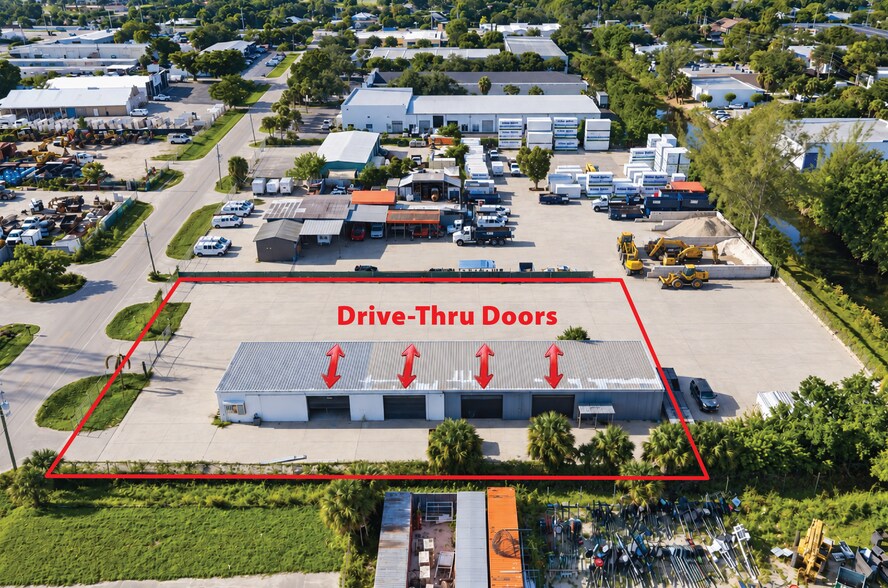 More Photos Of 5625 Taylor Rd, Naples Manufacturing For Lease