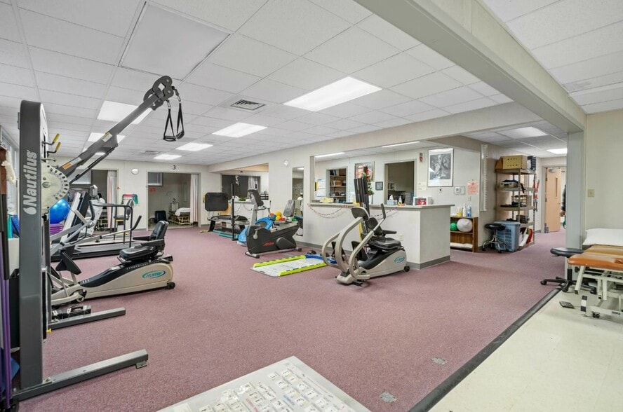More Photos Of 11855 Hg Trueman Rd, Lusby Health Club For Lease