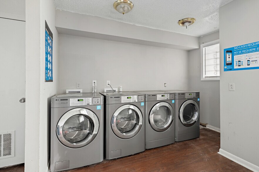 More Photos Of 1200 WH Davis Dr, Nashville Apartments For Sale