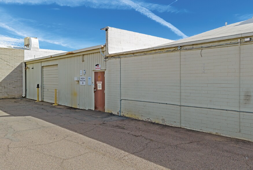 More Photos Of 2605 E Adams St, Phoenix Showroom For Sale