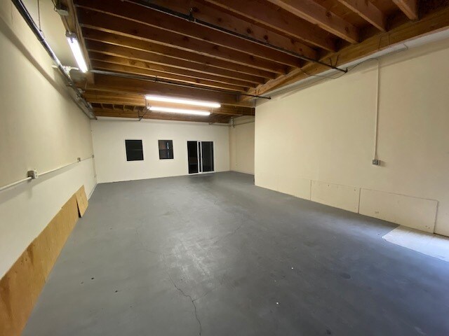 More Photos Of 74 Digital Dr, Novato Warehouse For Sale