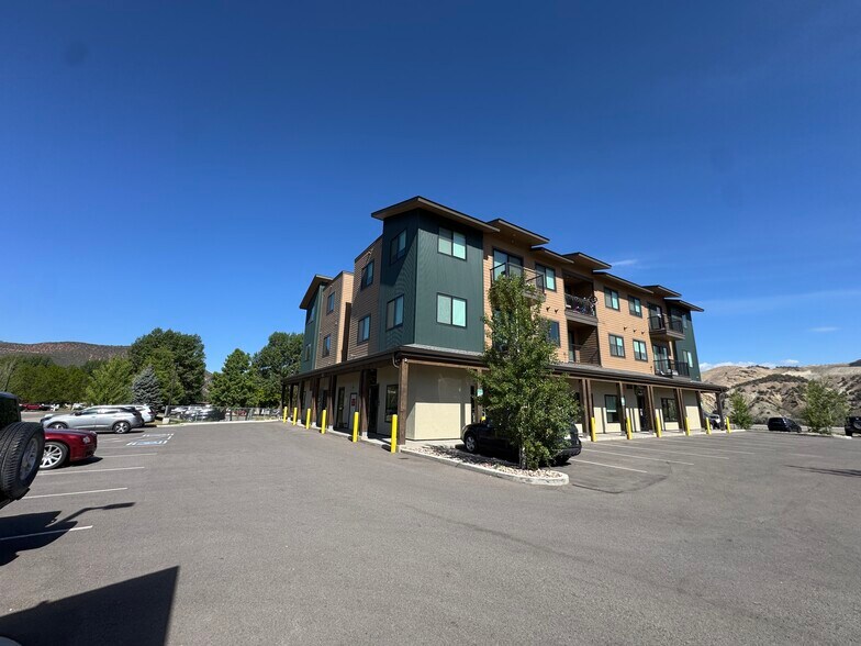 More Photos Of 700 Red Table dr, Gypsum Apartments For Sale
