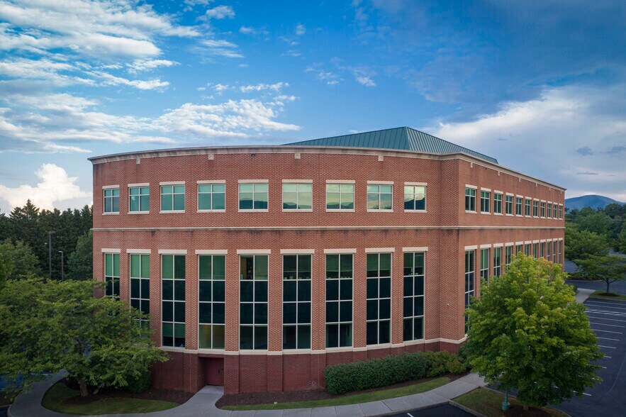 More Photos Of 2800 Keagy Rd, Salem Medical For Lease