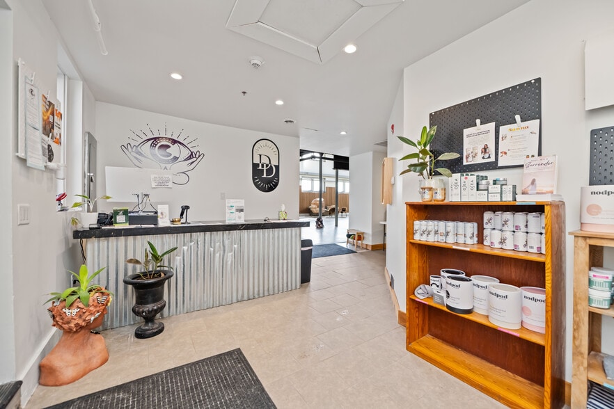 More Photos Of 250 Gorham St, Canandaigua Office For Sale