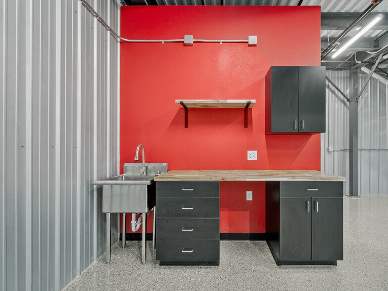 More Photos Of 2000 S 15th St, Laramie Industrial For Sale