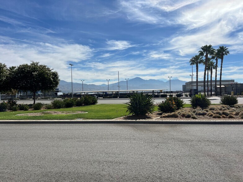 More Photos Of 115 N Del Rosa Dr, San Bernardino Warehouse For Lease