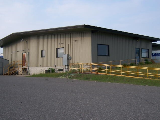 More Photos Of 1745 Ridgeway St, Hammond Truck Terminal For Sale