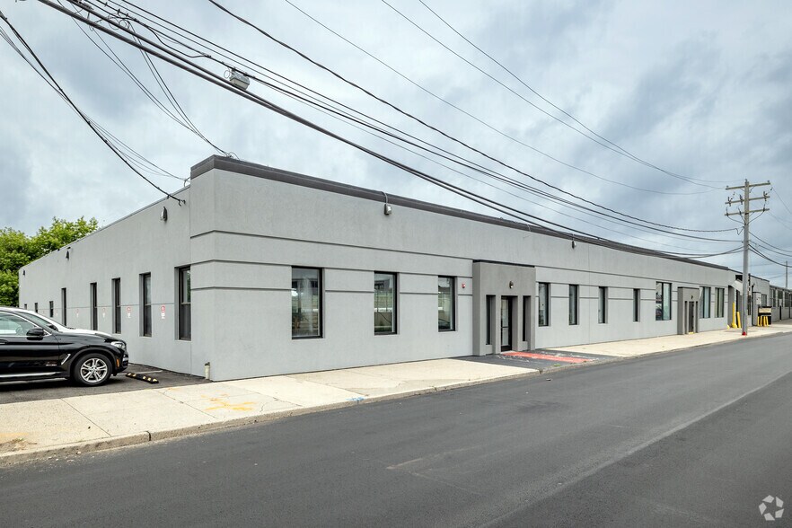 Primary Photo Of 50 Nassau Terminal Rd, New Hyde Park Warehouse For Lease