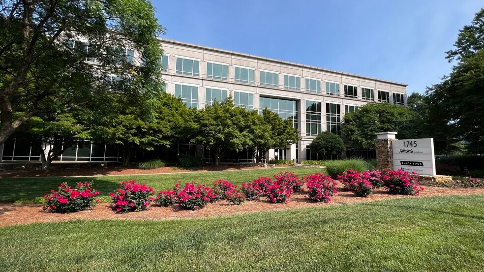 More Photos Of 1745 N Brown Rd, Lawrenceville Office For Lease