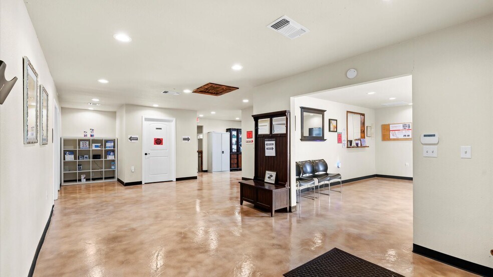 More Photos Of 9050 FM 78 Rd, Converse Medical For Sale