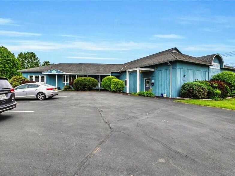 More Photos Of 6 Country Club Rd, West Oneonta Office For Sale