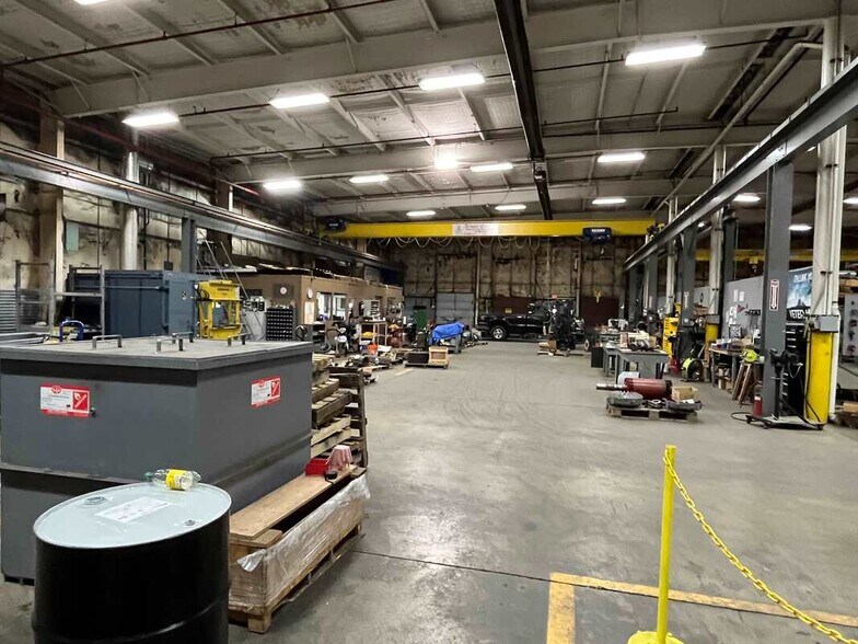 More Photos Of 343 Elk St, Buffalo Warehouse For Lease